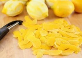 Zitronenschale: Nutzen und Schaden, ob es
