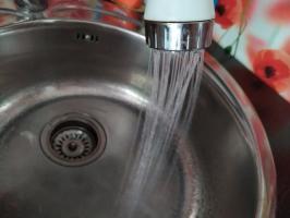 Secrets speichern Wasser: Wie bezahlen für Wasser ist 5 mal die Toilette senken verwenden, Geräte