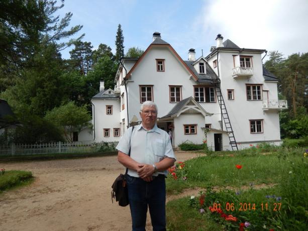 Haus Maler und Architekt Polenov. Foto vom Autor