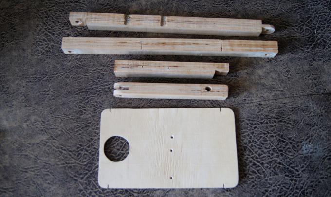 Details zum Stativplatte - Holzlatten und Ständer